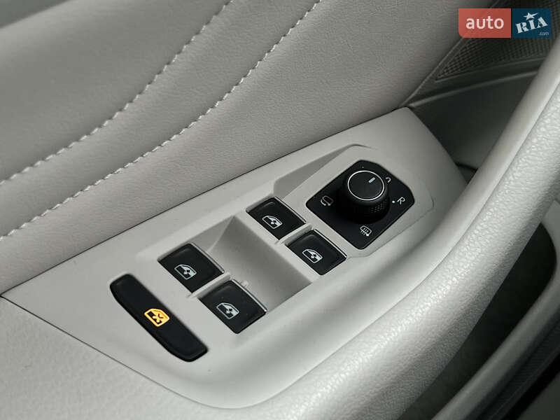 Универсал Volkswagen Passat 2022 в Луцке
