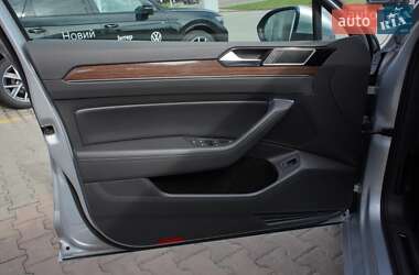 Седан Volkswagen Passat 2018 в 