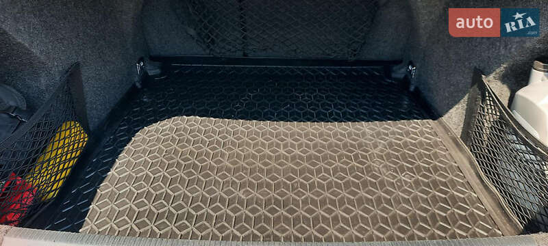 Седан Volkswagen Passat 2008 в Виннице