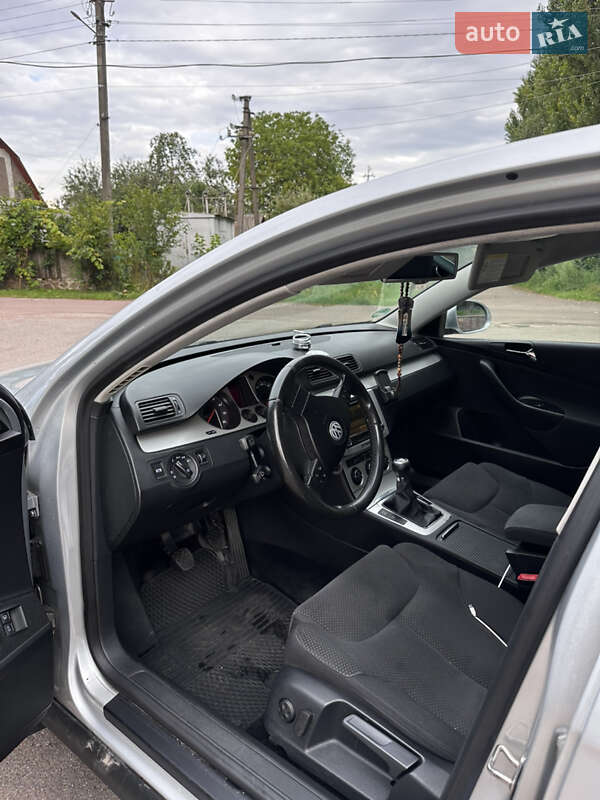 Седан Volkswagen Passat 2007 в Овруче