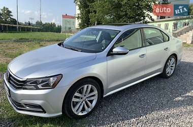 Седан Volkswagen Passat 2018 в Вінниці