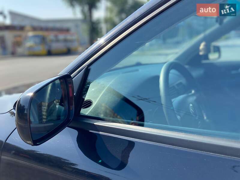 Седан Volkswagen Passat 2000 в Черкассах