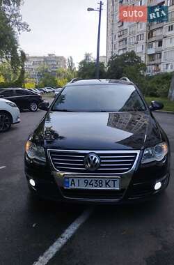 Универсал Volkswagen Passat 2008 в Киеве