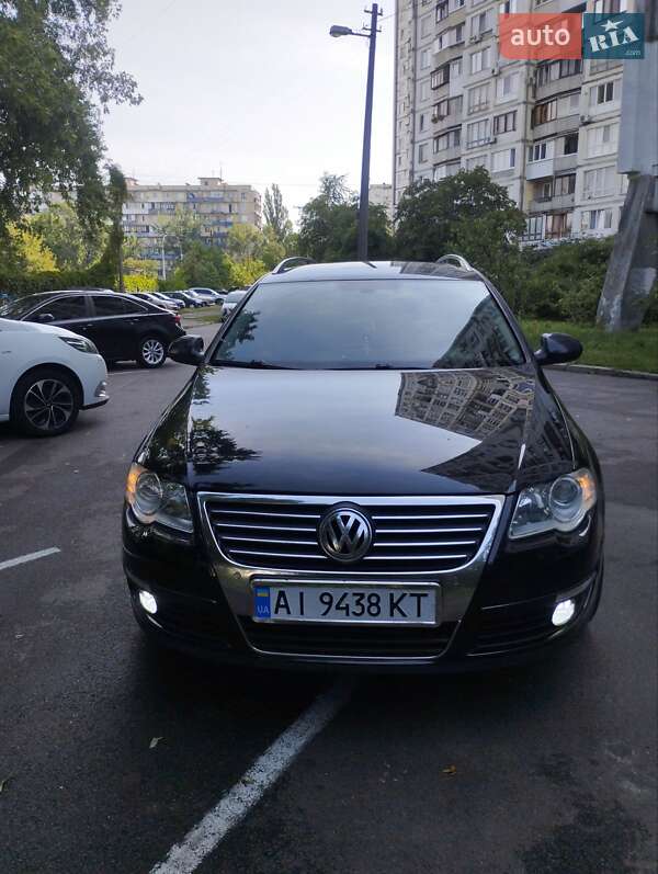 Универсал Volkswagen Passat 2008 в Киеве