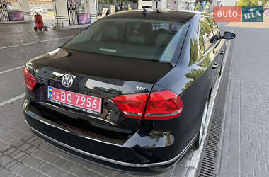 Седан Volkswagen Passat 2015 в 