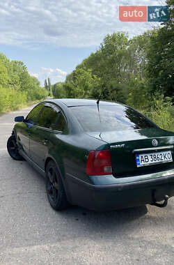 Седан Volkswagen Passat 1997 в Виннице