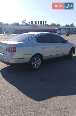 Седан Volkswagen Passat 2008 в 