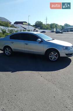 Седан Volkswagen Passat 2008 в 