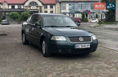 Седан Volkswagen Passat 2001 в Івано-Франківську
