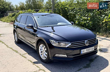 Универсал Volkswagen Passat 2015 в Чугуеве