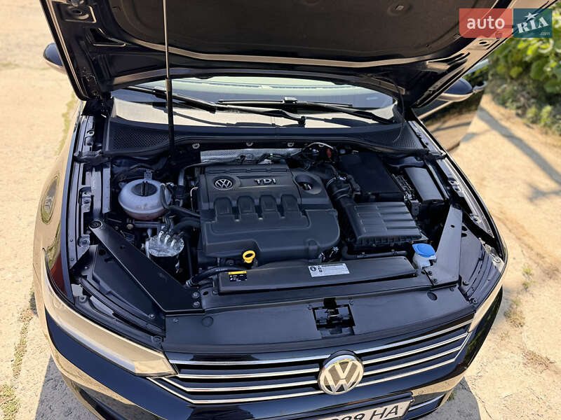 Универсал Volkswagen Passat 2015 в Чугуеве