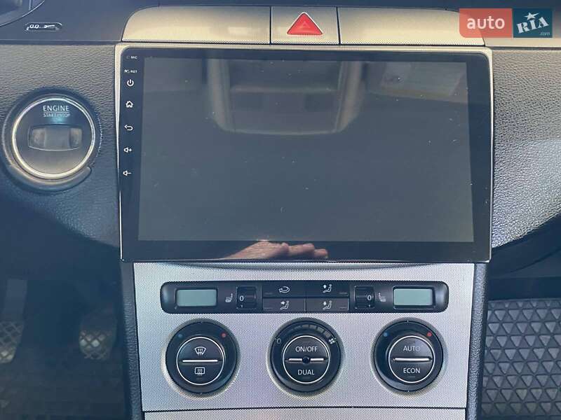 Универсал Volkswagen Passat 2006 в Николаеве