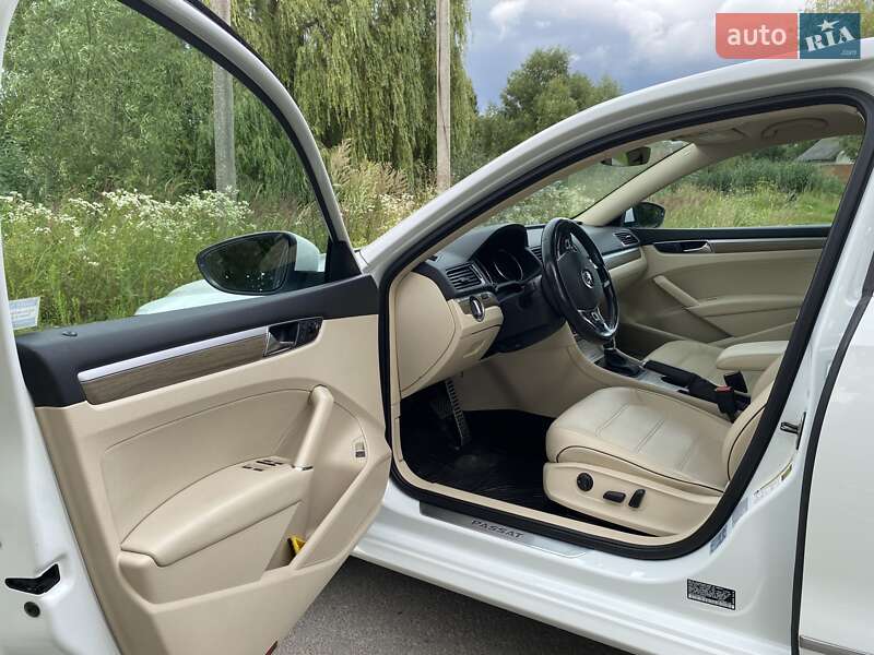 Седан Volkswagen Passat 2016 в Львове фото 13 Седан Volkswagen Passat 2016 в Львове