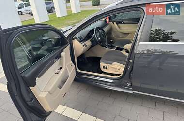 Универсал Volkswagen Passat 2011 в 
