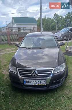 Седан Volkswagen Passat 2008 в Пулинах