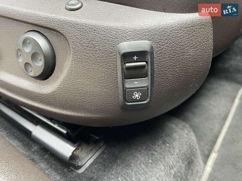 Универсал Volkswagen Passat 2011 в Чернигове