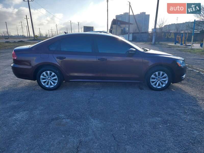 Седан Volkswagen Passat 2013 в Кривом Роге фото 4 Седан Volkswagen Passat 2013 в Кривом Роге
