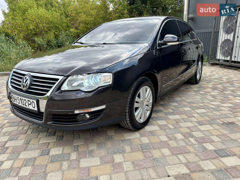 Седан Volkswagen Passat 2006 в Вознесенске