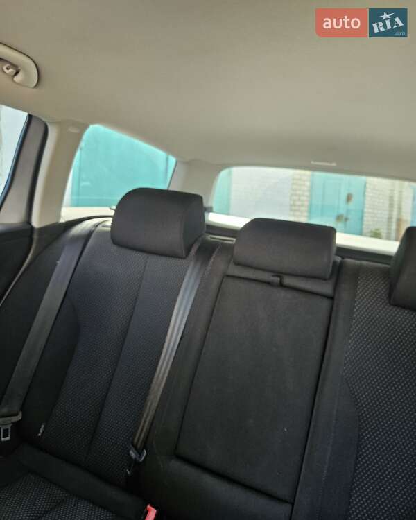 Универсал Volkswagen Passat 2010 в Чугуеве