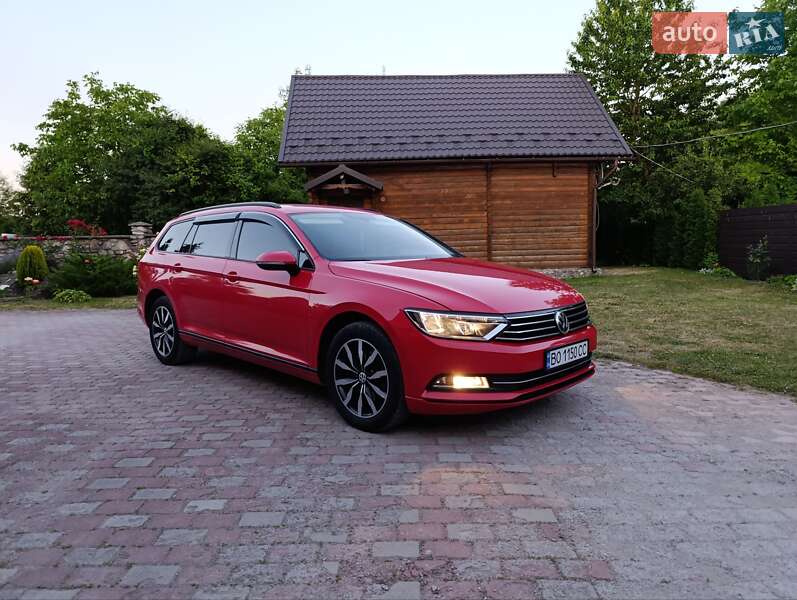 Універсал Volkswagen Passat 2015 в Монастириській