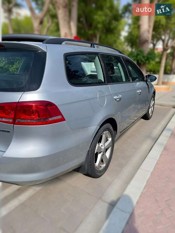 Универсал Volkswagen Passat 2012 в Хмельницком