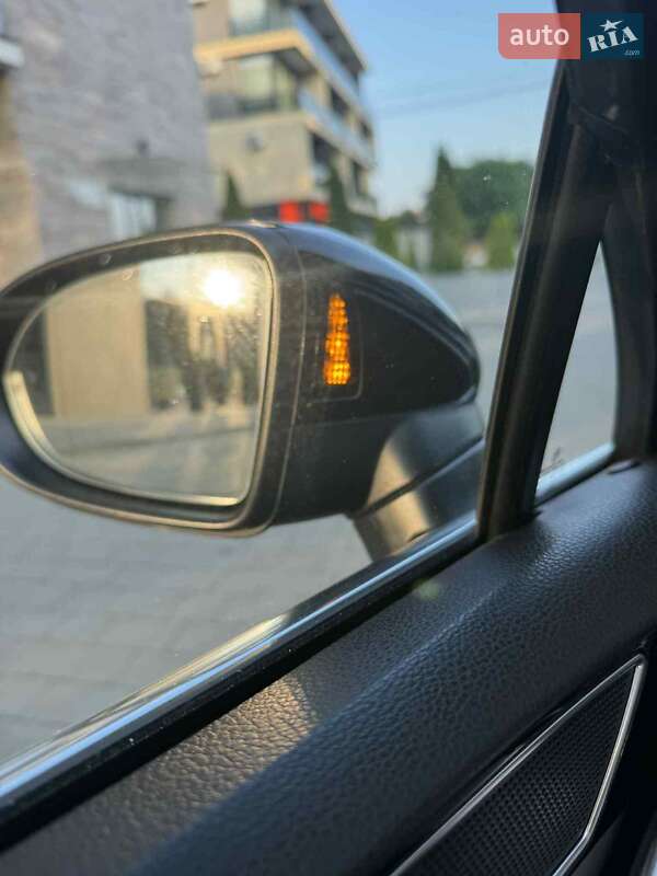 Седан Volkswagen Passat 2017 в Ужгороде