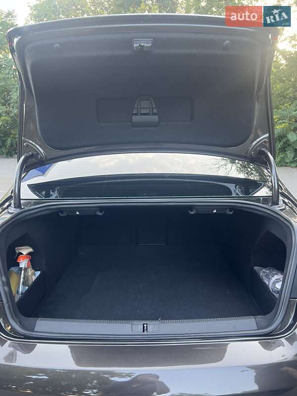 Седан Volkswagen Passat 2013 в Дніпрі фото 16 Седан Volkswagen Passat 2013 в Дніпрі