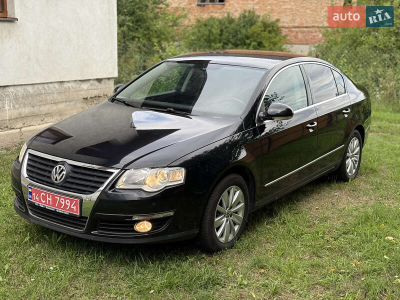 Седан Volkswagen Passat 2010 в Стрию