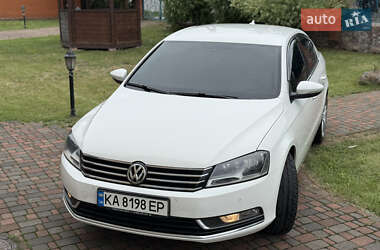 Седан Volkswagen Passat 2014 в 