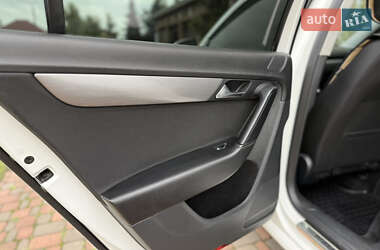 Седан Volkswagen Passat 2014 в 