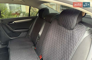 Седан Volkswagen Passat 2014 в 