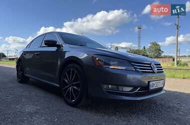 Седан Volkswagen Passat 2012 в Бердичеве