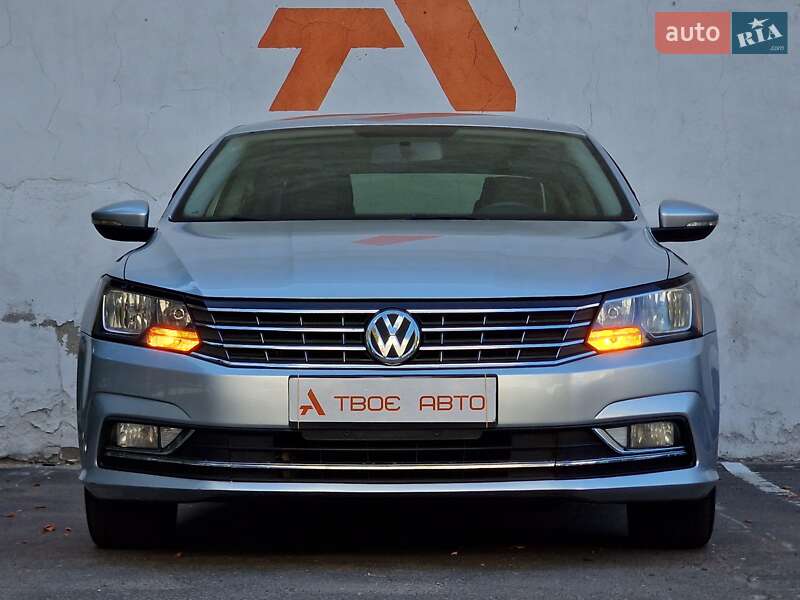 Седан Volkswagen Passat 2016 в Одессе