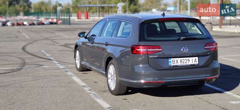 Универсал Volkswagen Passat 2015 в Нетешине