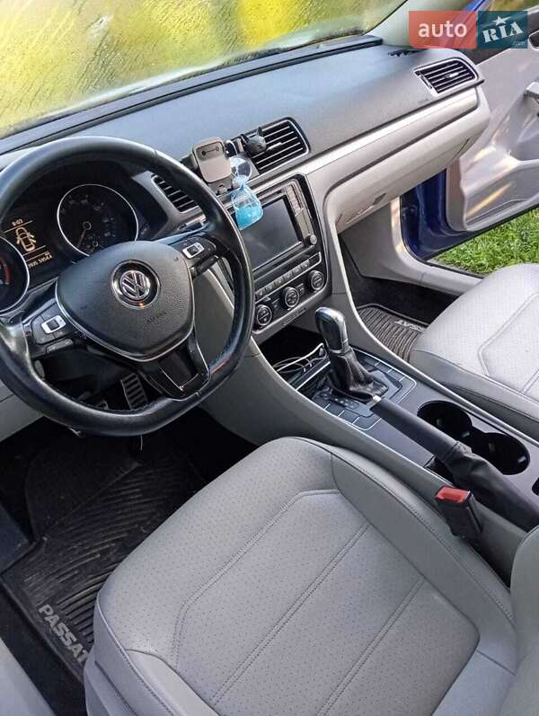 Седан Volkswagen Passat 2017 в Конопнице фото 7 Седан Volkswagen Passat 2017 в Конопнице