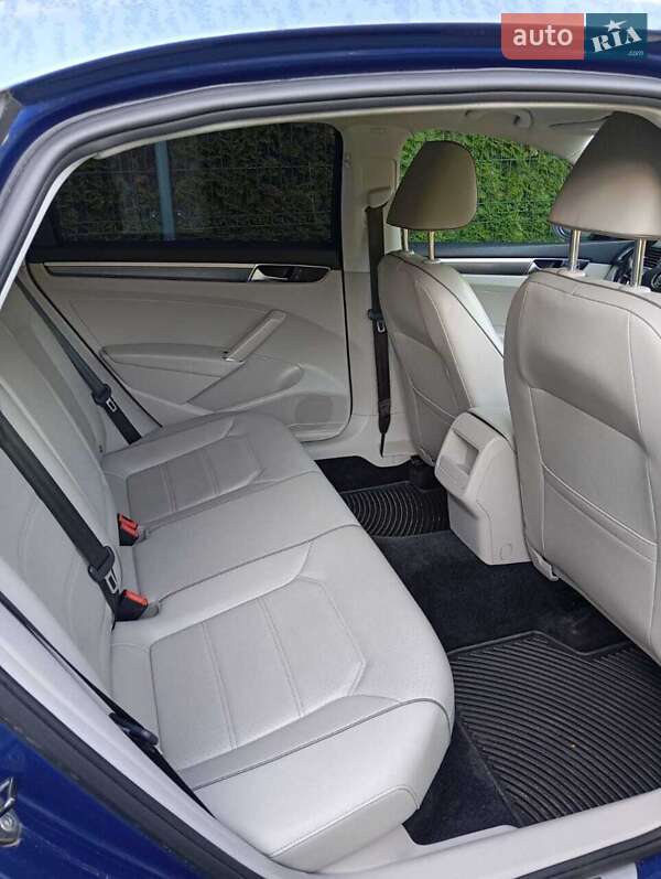 Седан Volkswagen Passat 2017 в Конопнице фото 12 Седан Volkswagen Passat 2017 в Конопнице