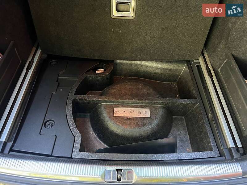 Универсал Volkswagen Passat 2009 в Львове