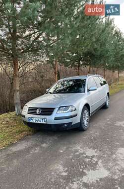 Универсал Volkswagen Passat 2002 в Львове