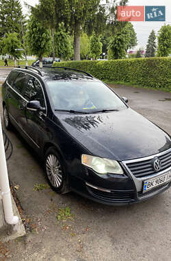 Универсал Volkswagen Passat 2010 в Ровно