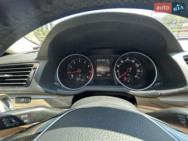 Седан Volkswagen Passat 2017 в Дніпрі