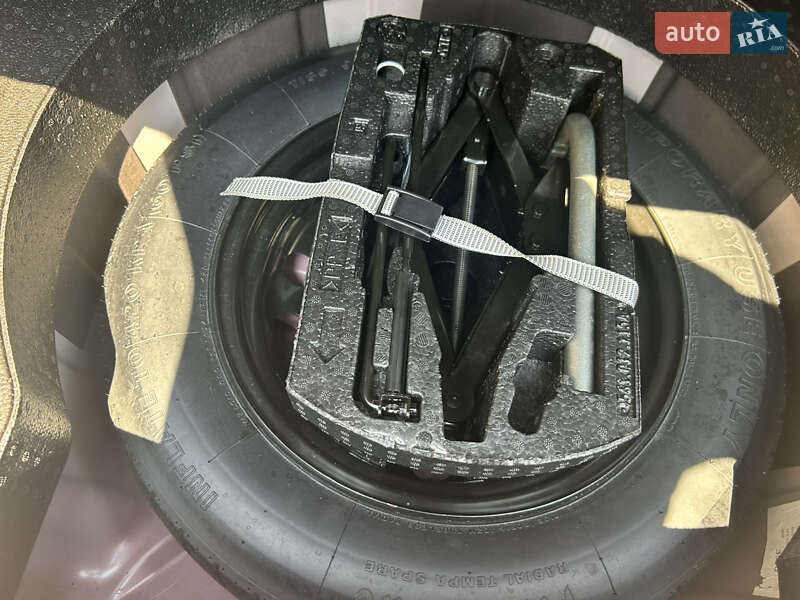 Седан Volkswagen Passat 2017 в Дніпрі