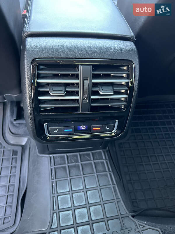 Седан Volkswagen Passat 2017 в Борщеве фото 22 Седан Volkswagen Passat 2017 в Борщеве