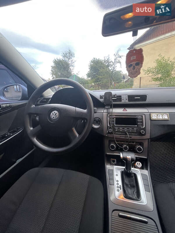 Универсал Volkswagen Passat 2010 в Стрые