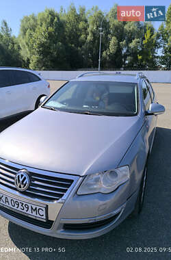 Универсал Volkswagen Passat 2010 в Киеве