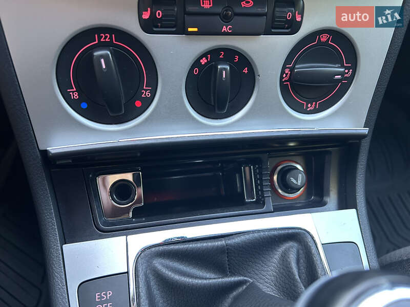 Универсал Volkswagen Passat 2007 в Житомире