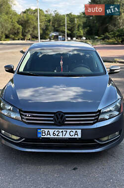 Седан Volkswagen Passat 2015 в Кропивницком