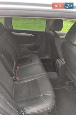 Универсал Volkswagen Passat 2011 в 