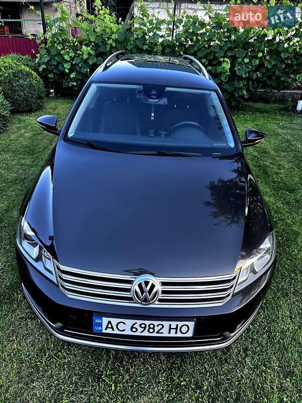 Універсал Volkswagen Passat 2014 в Луцьку