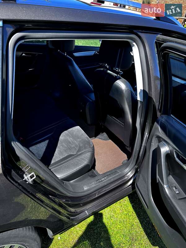 Універсал Volkswagen Passat 2014 в Луцьку