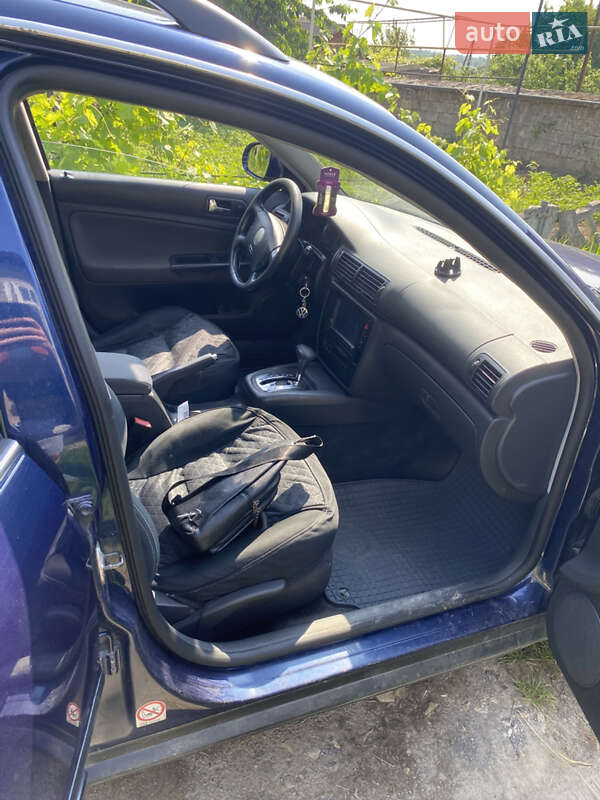 Универсал Volkswagen Passat 2005 в Сокирянах